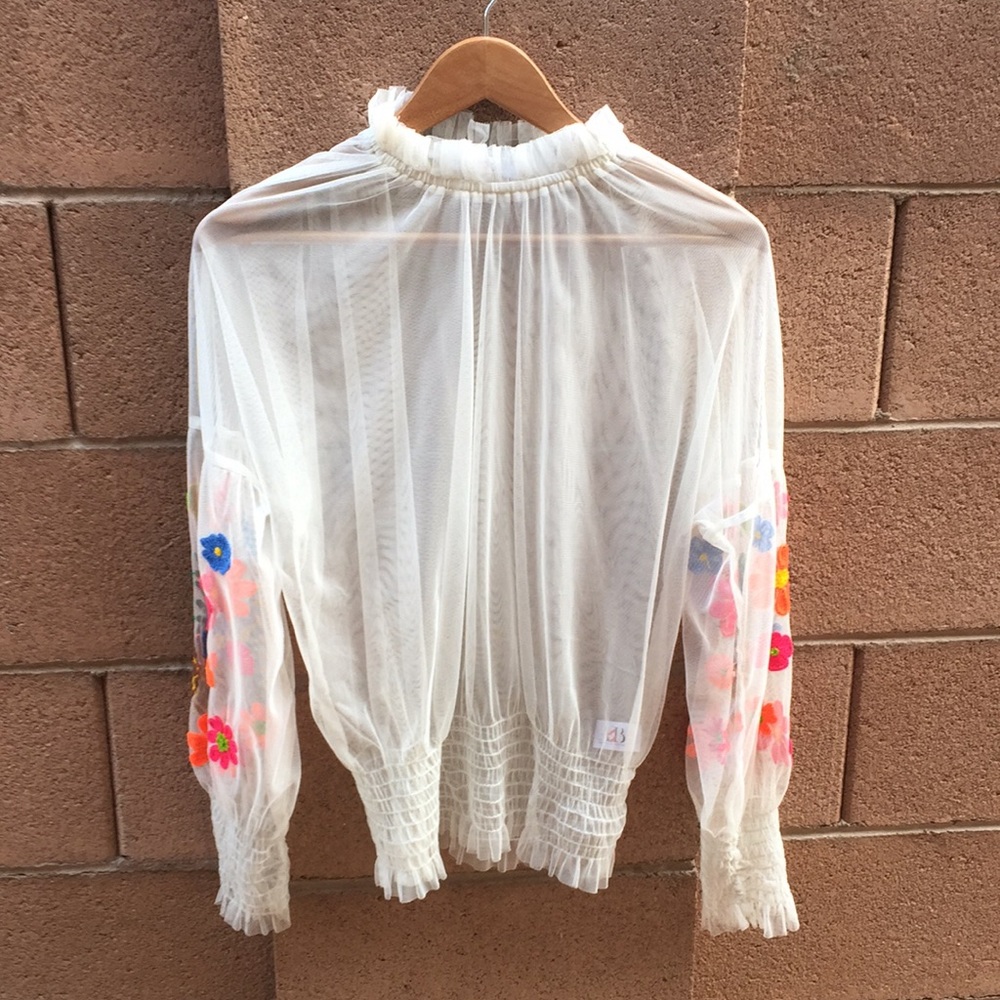 NWOT A&B net tulle pineapple floral top MED